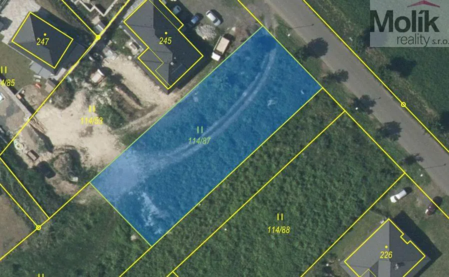 Prodej stavebního pozemku 1282 m²